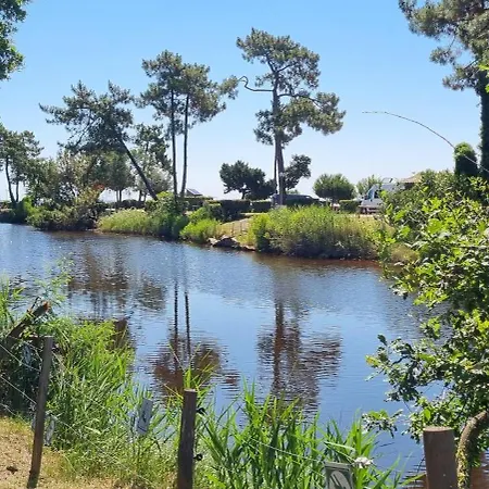 Кемпинг Paradis Cap Ferret Location Mobil Amira 42m2 Леж-Кап-Ферре